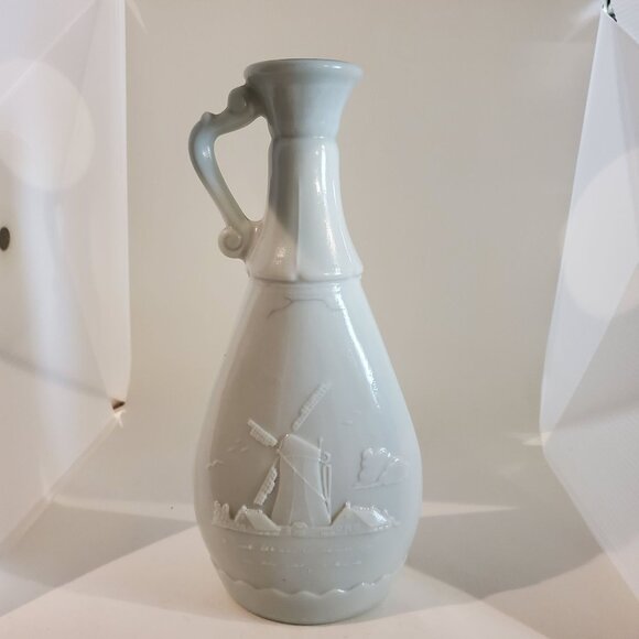 Vintage Jim Beam Whiskey Decanter Bottle Delft Blue Sailboat Windmill 1963 - Picture 3 of 11